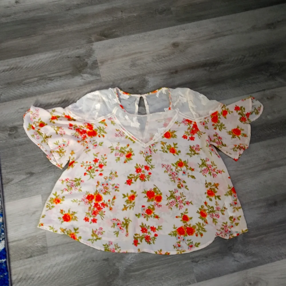 Bundle - Picture 2 of 4